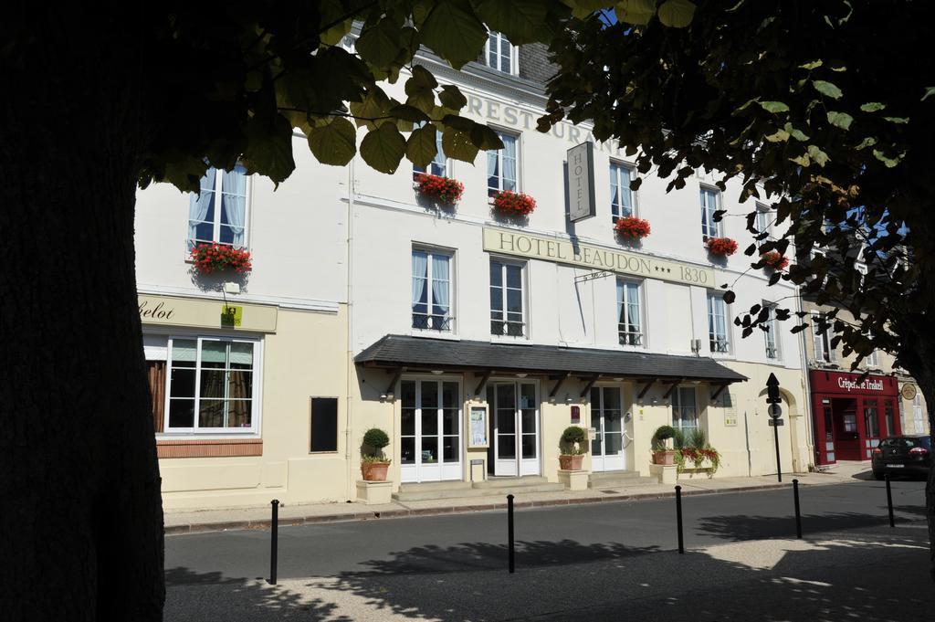 Logis Hotel Beaudon ピエールフォン エクステリア 写真